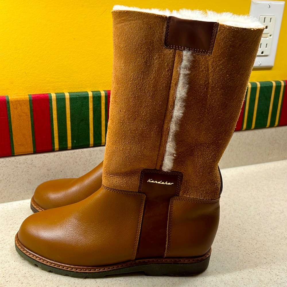 NWT BEAUTIFUL KANDAHAR WOMENS SUEDE/leather BOOTS